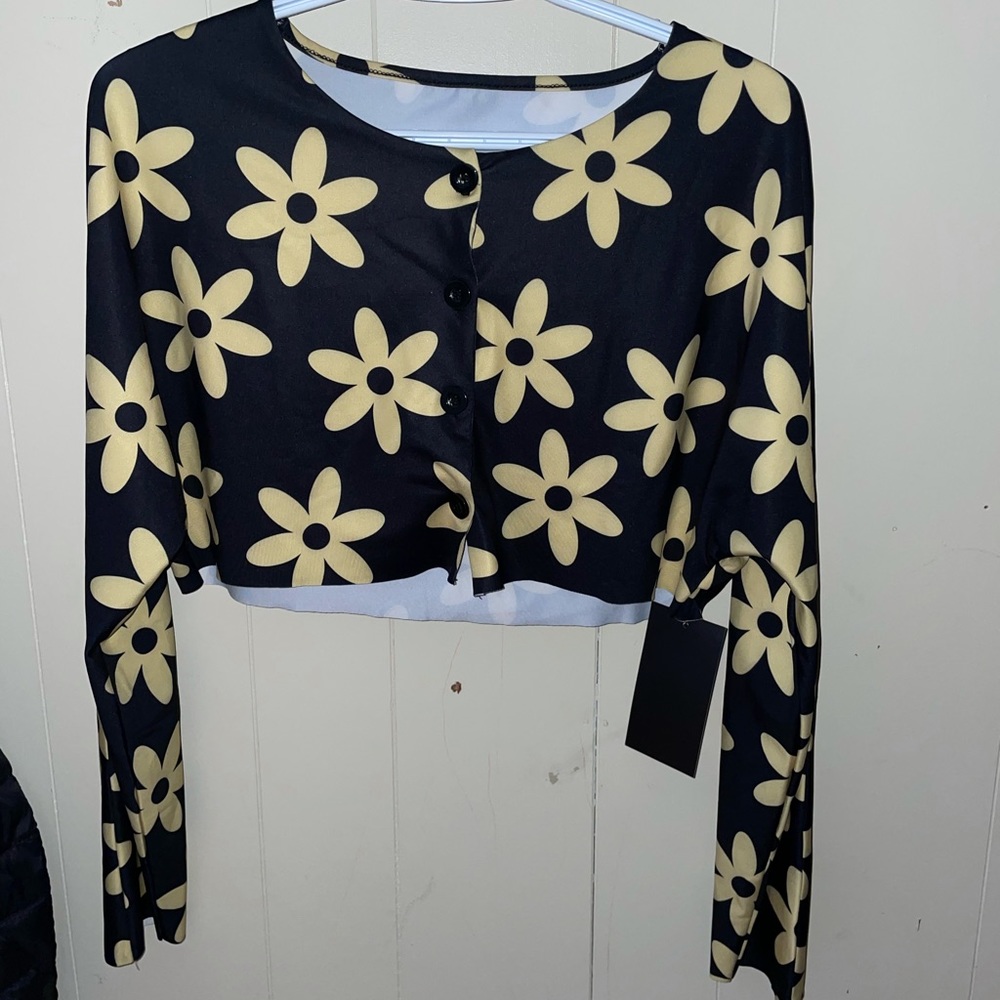 Empty soda floral print cropped button up shirt